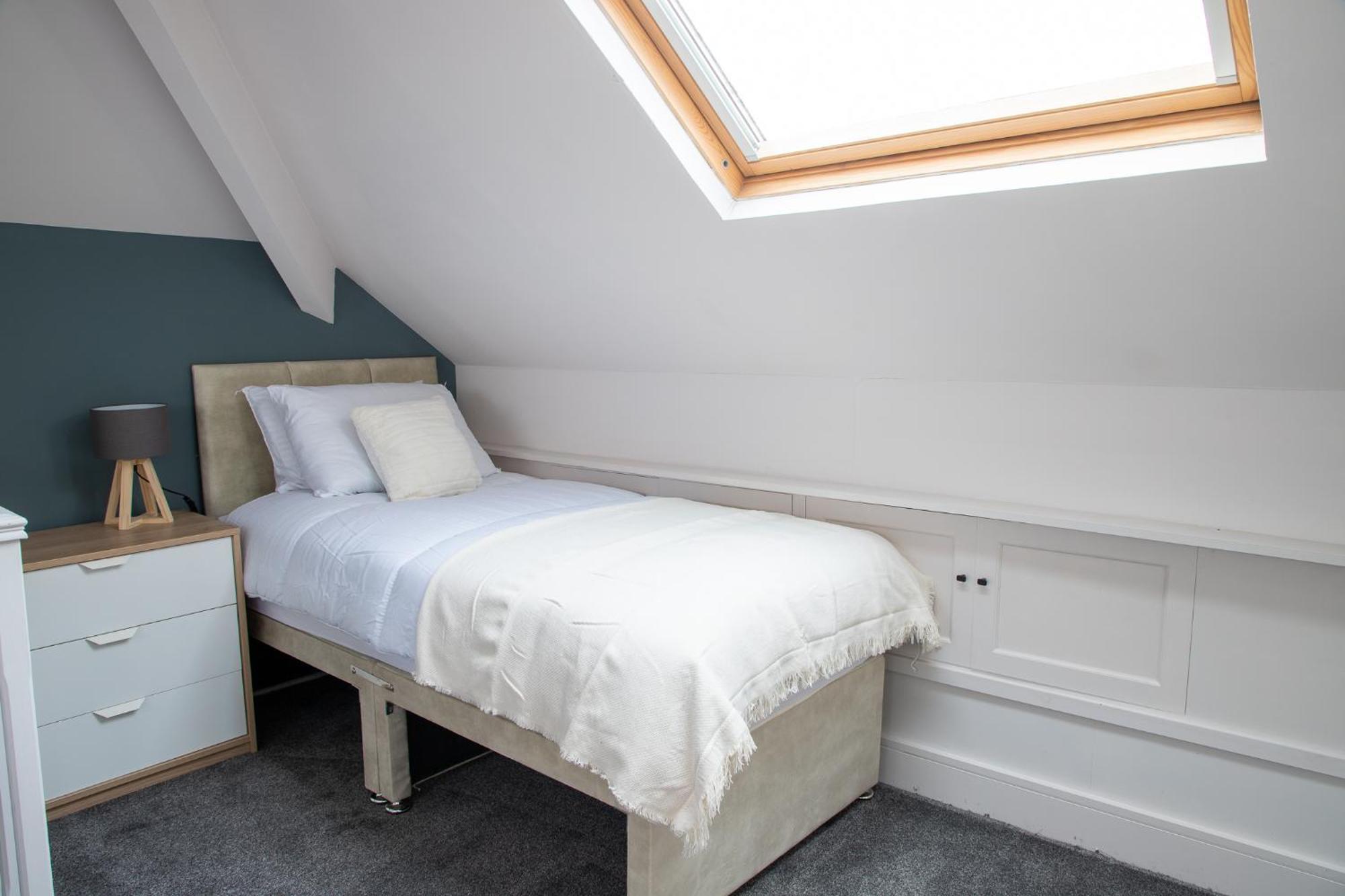- 1st Floor * Cleveleys